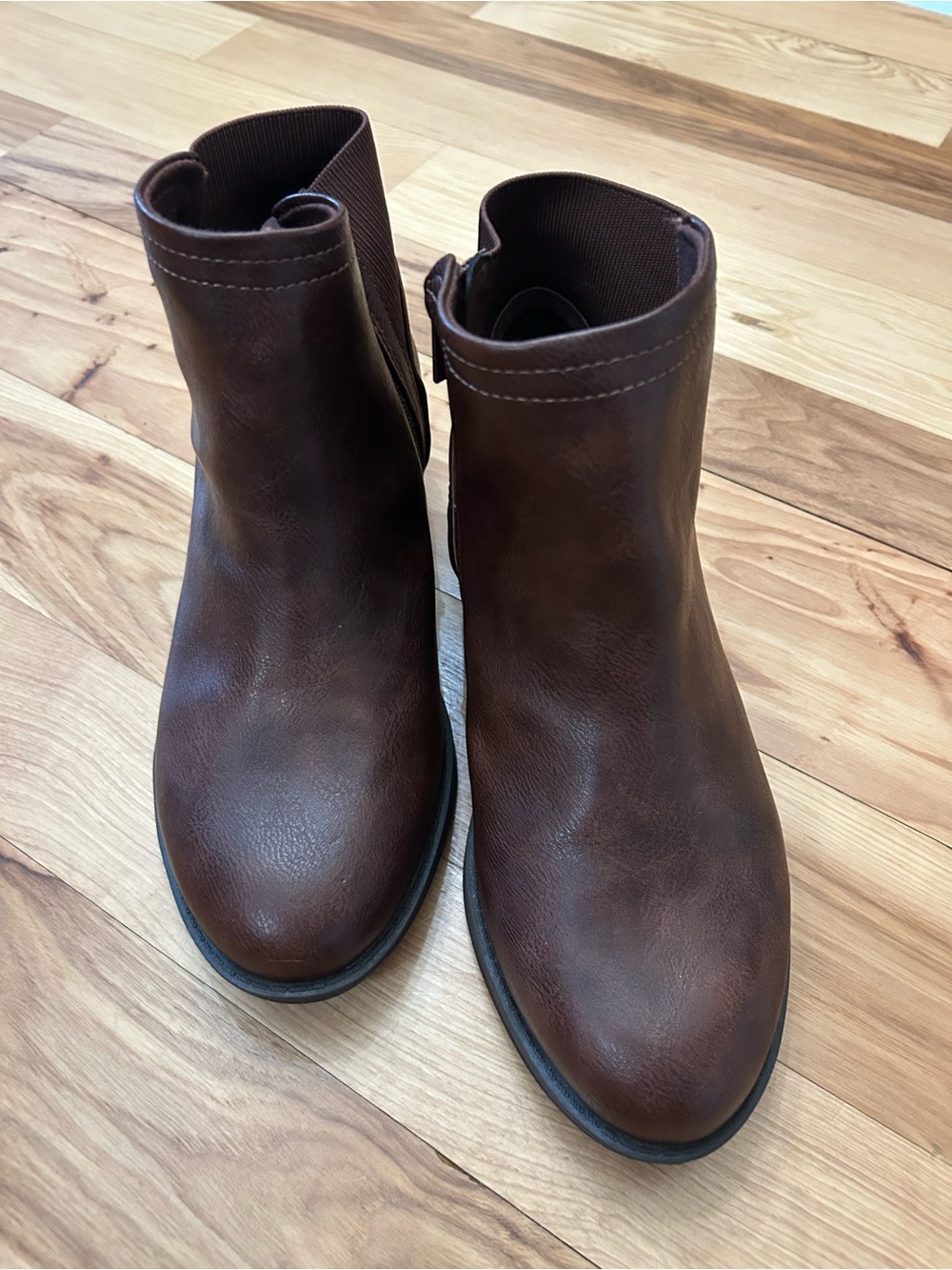 Torrid women’s plus size wide wide with ankle booties 11WW brown